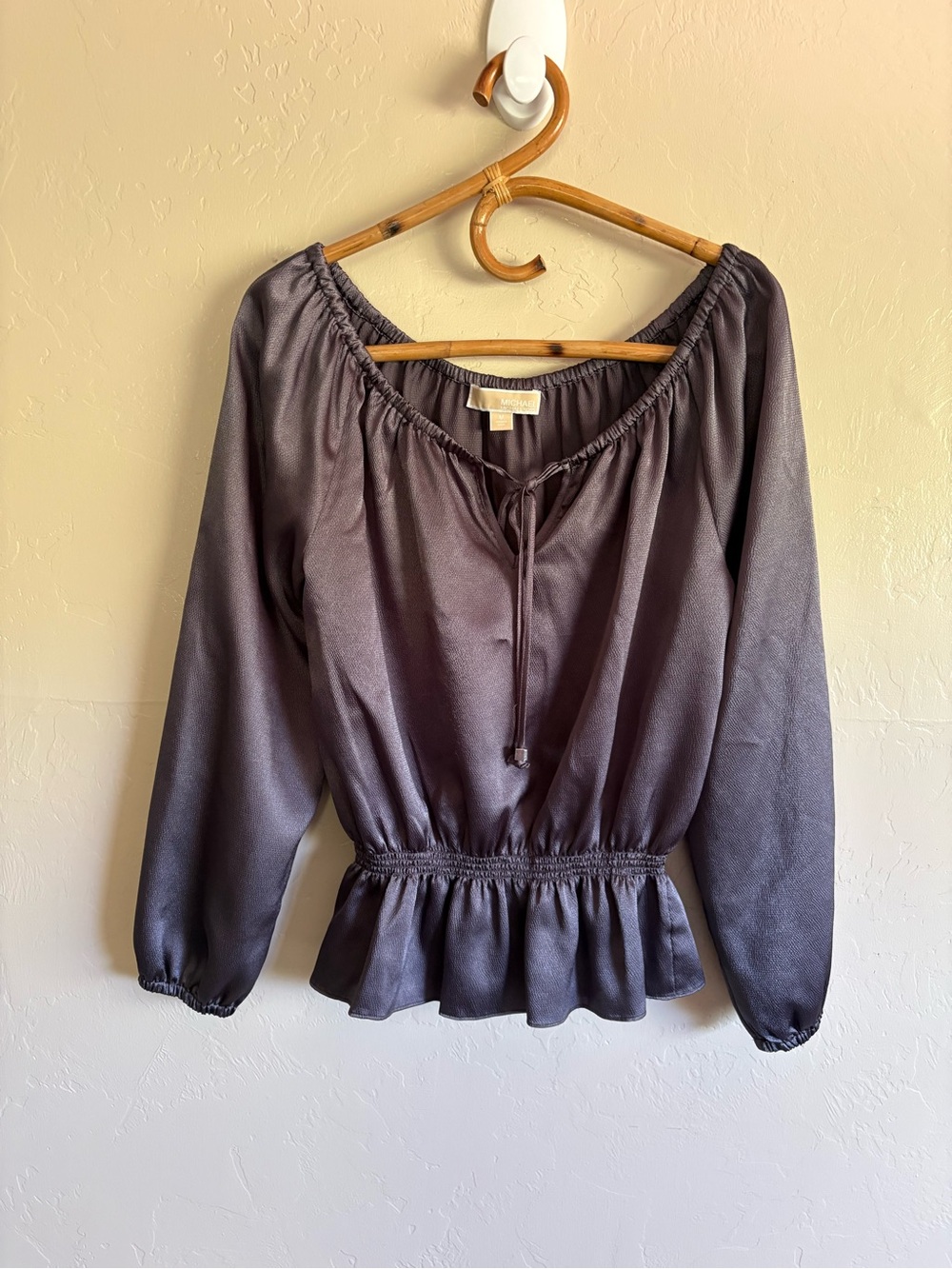 Michael Kors Peplum Smocked Waist Long Sleeve Shiny Grey Blouse Size Medium
